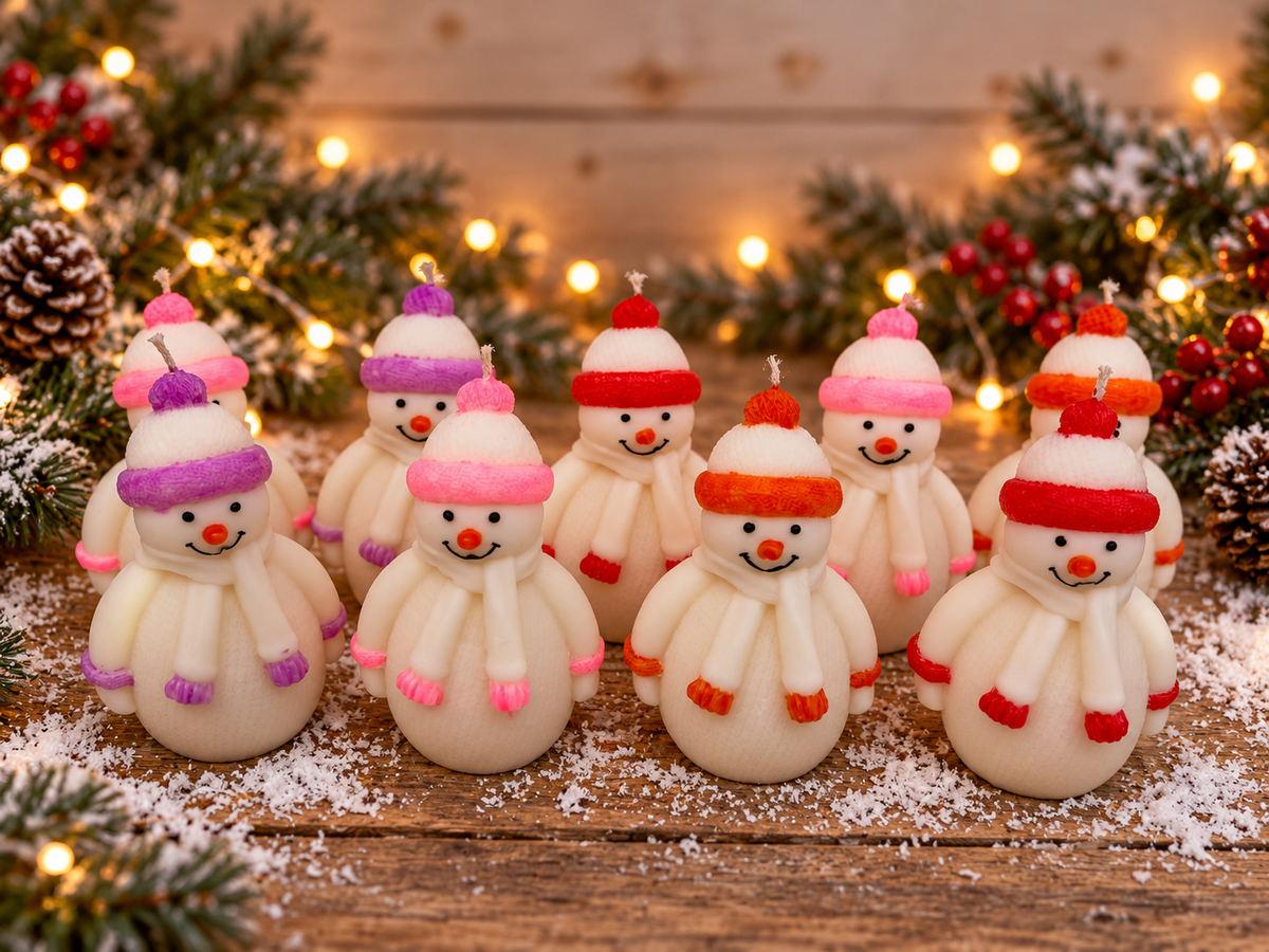 ⛄ Handmade Christmas Snowman Candle – Cute Festive Decoration | Cristina Craft