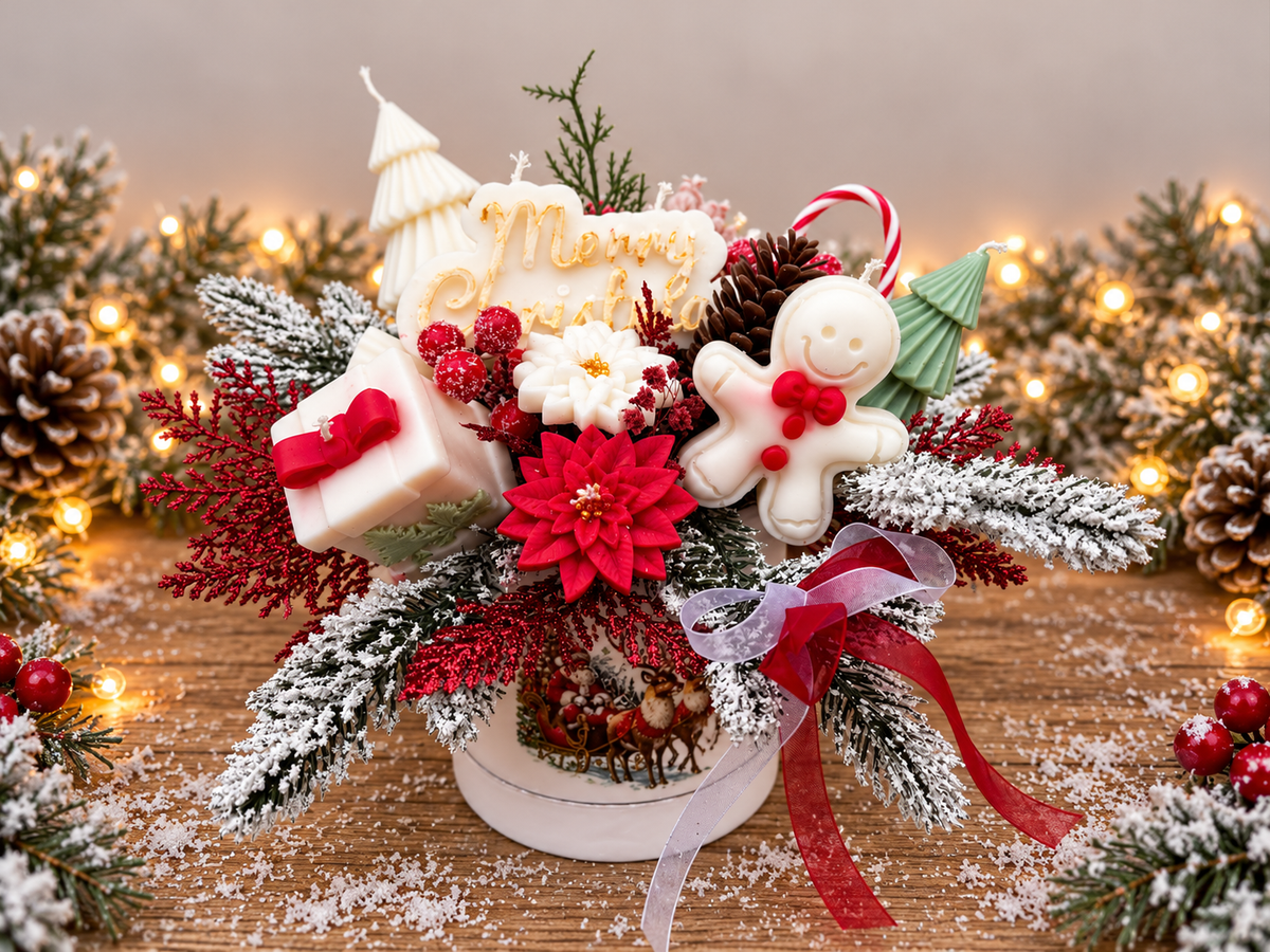 🎄 Christmas Magic – Handmade Christmas Candle Arrangement
