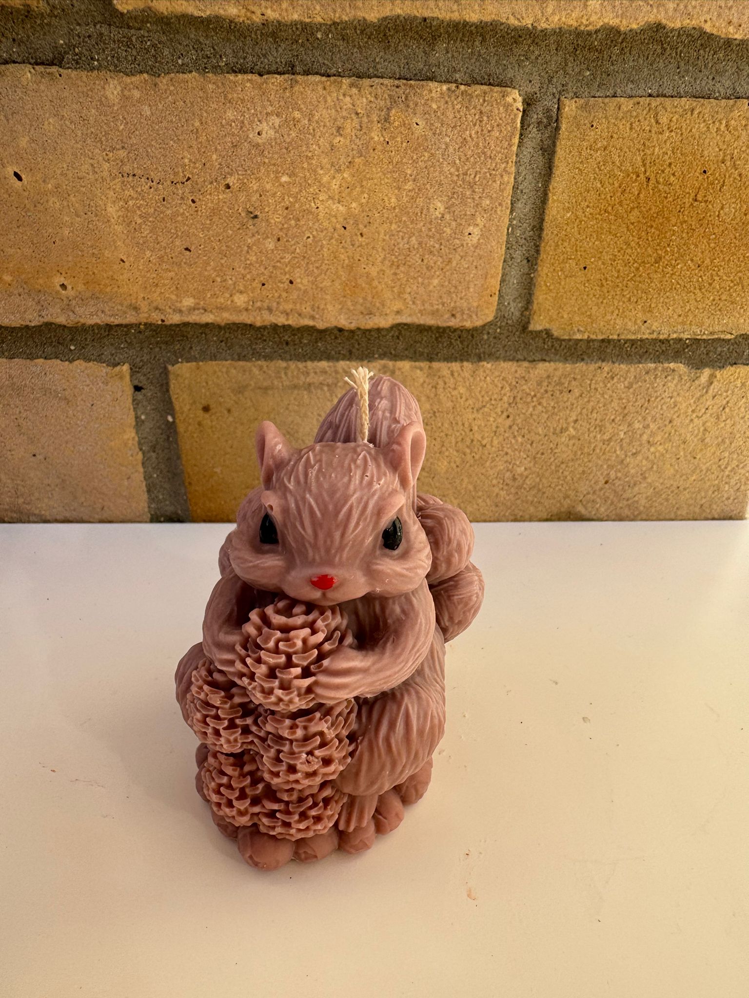 Squirrel & Pinecones Candle – Handmade Woodland Autumn Candle