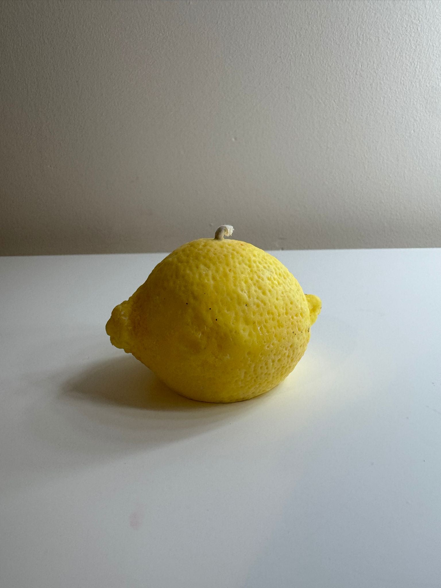 Lemon Soy Wax Candle – Handmade Decorative Fruit Candle