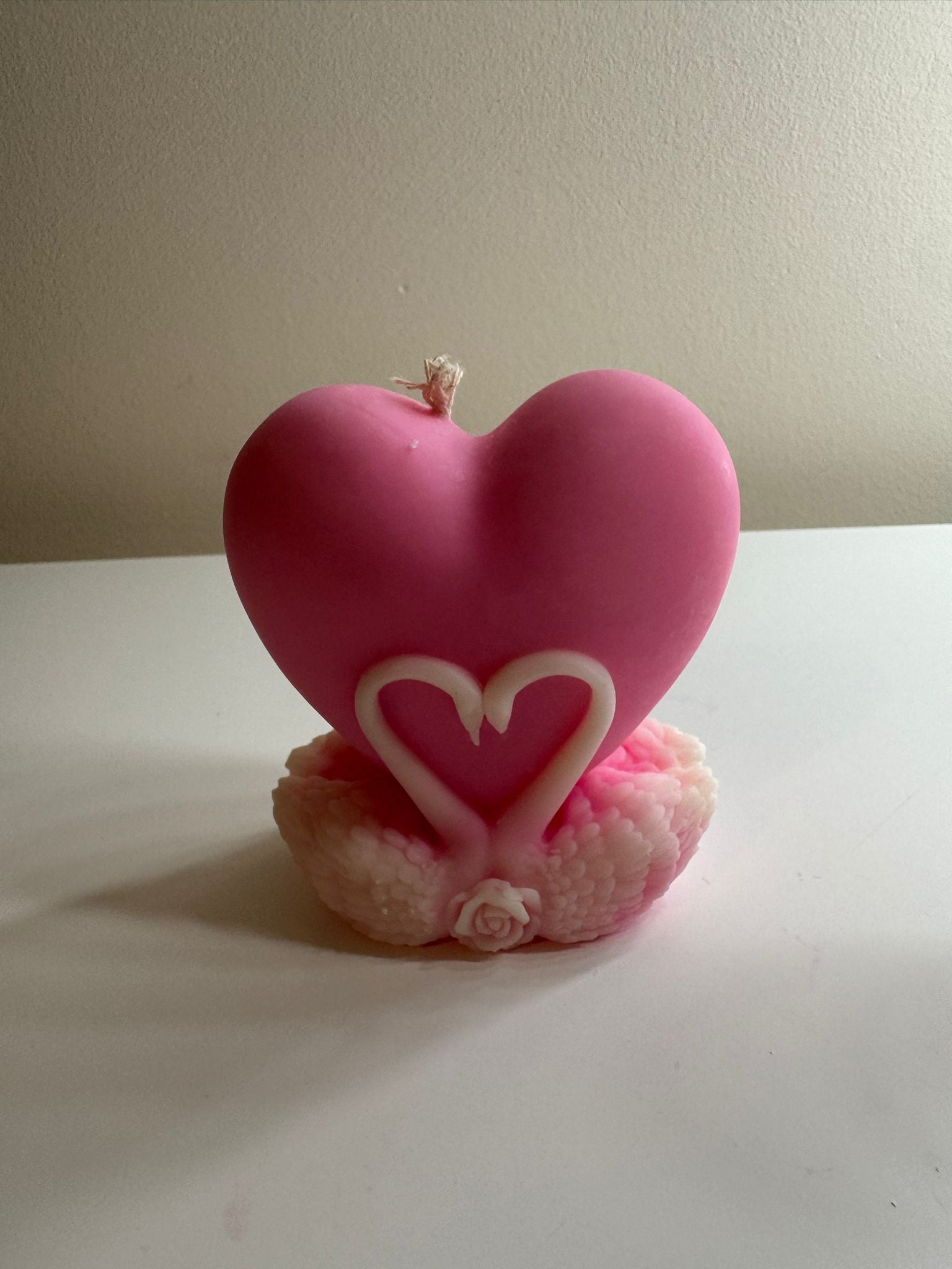 Romantic Pink Heart Soy Candle – Handmade Decorative Candle