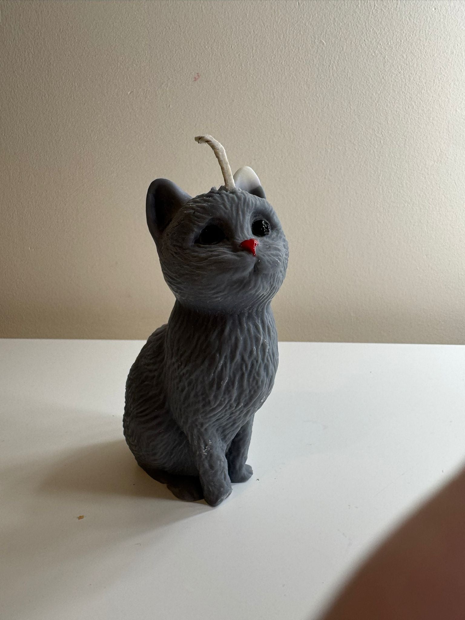 🐱🕯️ Elegant Cat Candle – Handmade Soy Wax