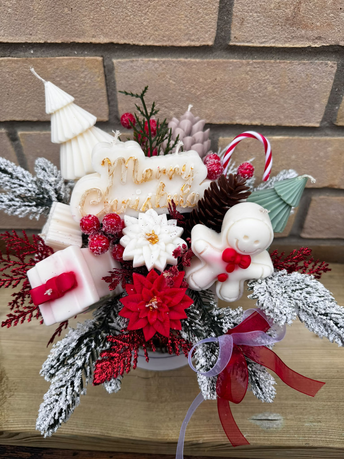 🎄 Christmas Magic – Handmade Christmas Candle Arrangement