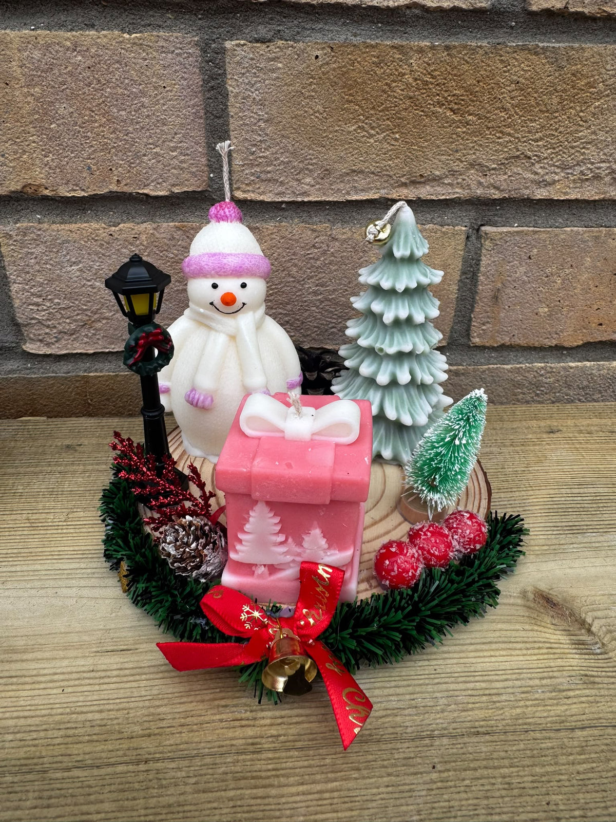 🎄 Christmas Snowman Candle Arrangement – Handmade Festive Decoration